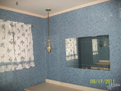 734 N Main St, Bluffton, IN 46714 - photo 7