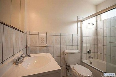 Clean Master Bath