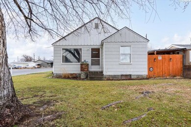 401 S Larch St, Kennewick, WA 99336 - photo 4