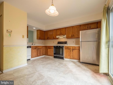 202 Gregg Ave, Reading, PA 19611 - photo 7