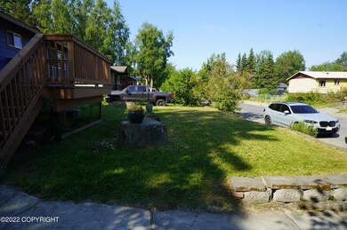 2094 Waldron Dr, Anchorage, AK 99507 - photo 4