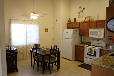 Kitchen (3)