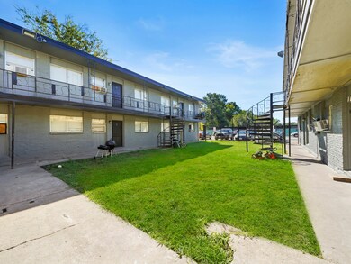 4525 Balkin St unit 12, Houston, TX 77021 - photo 3