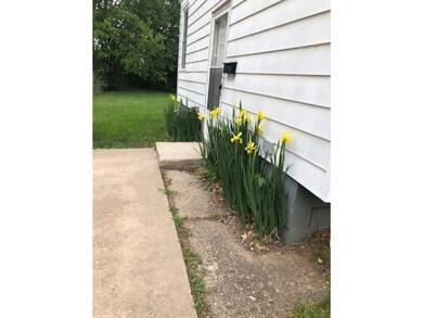 3510 57th St, Des Moines, IA 50310 - photo 5