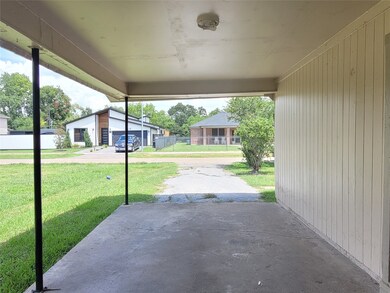 3446 Saint Benedict St, Houston, TX 77021 - photo 2