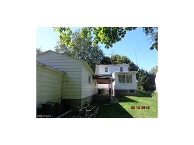 check out how long this garageis, part is a worksh