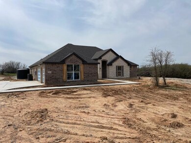 2020 Liberty Ct, Weatherford, TX 76088 - photo 2