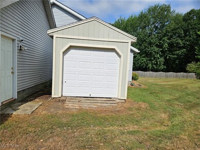 5759 W Maple Rd, Geneva, OH 44041 - photo 7