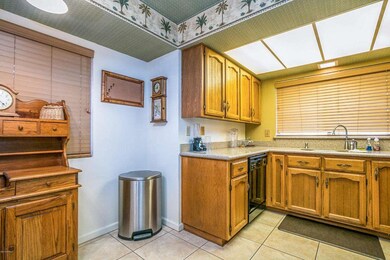 Eat In Kitchen