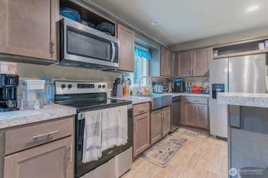 6705 NE Prospect St, Suquamish, WA 98392 - photo 5