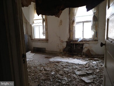 2866 W Mulberry St, Baltimore, MD 21223 - photo 6