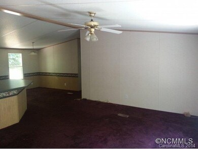 62 Hubbard Ln, Candler, NC 28715 - photo 4