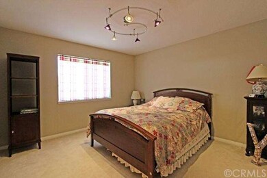 4752 Ambruzzi Dr, Cypress, CA 90630 - photo 5