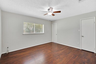 6815 Feather Creek Dr, Houston, TX 77086 - photo 7