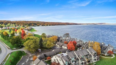 700 Front St unit 73, Boyne City, MI 49712 - photo 3