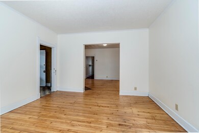 112 S Broom St, Madison, WI 53703 - photo 6