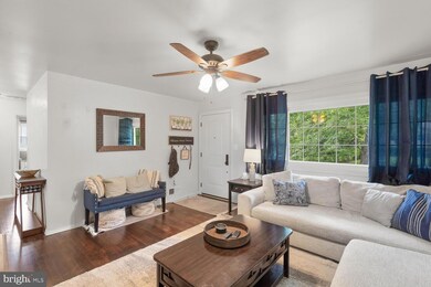 13503 Turkey Branch Pkwy, Rockville, MD 20853 - photo 5