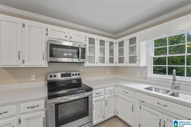 713 Gable Dr, Center Point, AL 35215 - photo 5