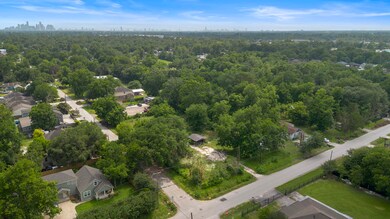 2042 Margaret St, Houston, TX 77093 - photo 5