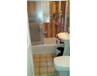 142 Langdon Ave unit 2, Watertown, MA 02472 - photo 3