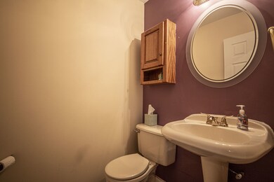1/2 Bath