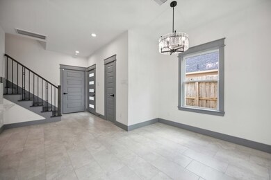6637 Tuskegee St, Houston, TX 77091 - photo 6