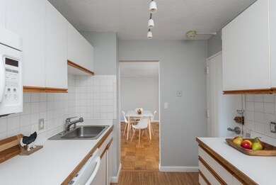The Brook House unit 714, Brookline, MA 02445 - photo 6