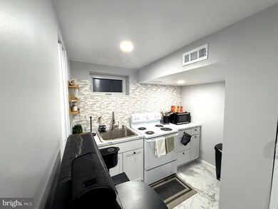 6525 Kenova St unit BASEMENT, District Heights, MD 20747 - photo 2