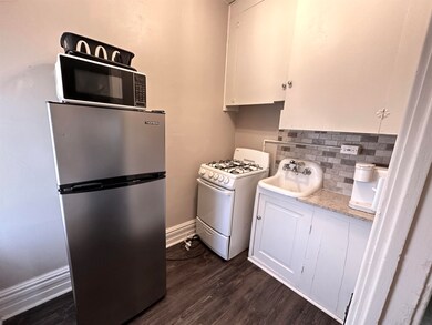 701 Center #8 Ave unit 8, Bay City, MI 48708 - photo 6