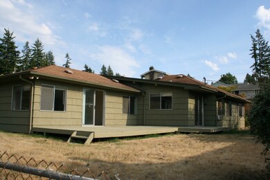 933 Maple St, Edmonds, WA 98020 - photo 3