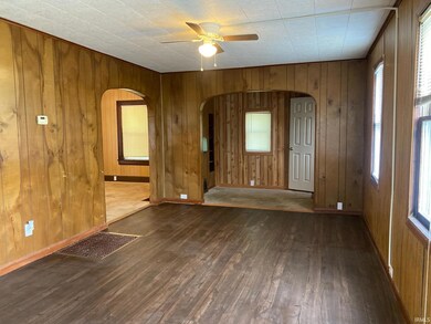 315 Jefferson St, Edwardsport, IN 47528 - photo 2