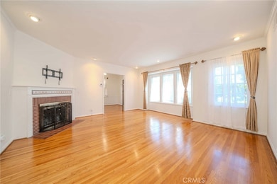 433 S Bundy Dr, Los Angeles, CA 90049 - photo 6