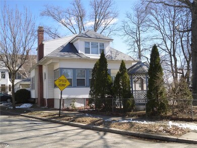 134 Verndale Ave, Providence, RI 02905 - photo 2