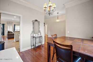 06-164 Harvey Crossing View of Dining ar