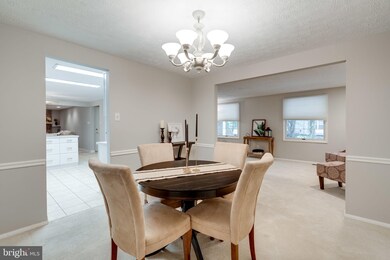 8835 Woodlawn Way, Springfield, VA 22153 - photo 7