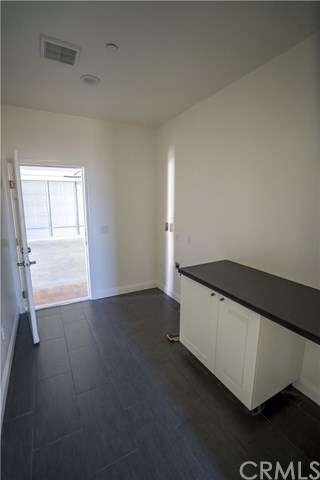 16079 Molino Dr, Victorville, CA 92395 - photo 7