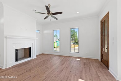 206TrailPointe-15
