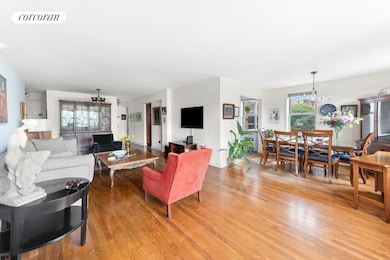 679 W 239th St unit 5B, Bronx, NY 10463 - photo 4