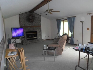 544 Homestead Dr, North Tonawanda, NY 14120 - photo 6