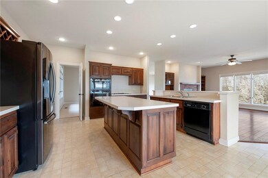 2 Clubhouse Place, Bella Vista, AR 72715 - photo 5