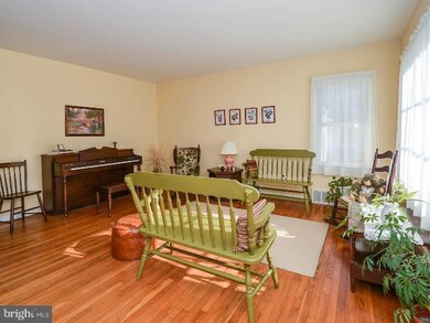 2637 Belmont Ave, Abington, PA 19001 - photo 5