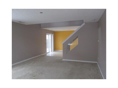 736 Pine Lake Dr, Greenwood, IN 46143 - photo 3