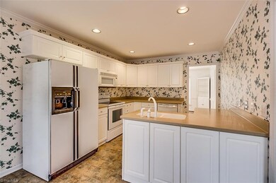 1495 Brownstone Hills Dr, Asheboro, NC 27205 - photo 7