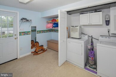 9335 Gentle Way, Columbia, MD 21045 - photo 5