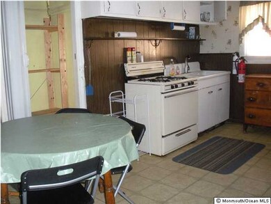 109 13th Ave unit B, Belmar, NJ 07719 - photo 3