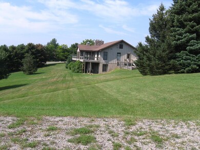 HOUSE FROM GARAGE