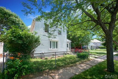 39 Lufberry Ave, New Brunswick, NJ 08901 - photo 2