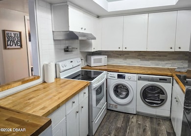 404 S Beach St unit 403, Daytona Beach, FL 32114 - photo 6