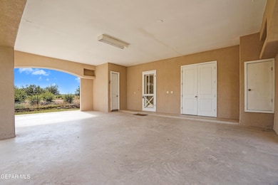 300 Ruffian Way, Clint, TX 79836 - photo 7