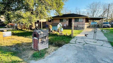 2202 Wardmont St, Houston, TX 77093 - photo 5